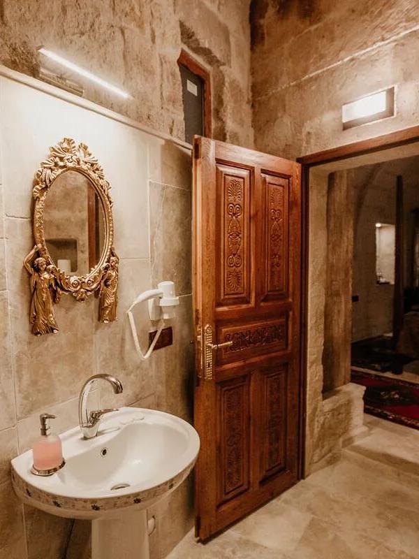 Romantic Cave Hotel