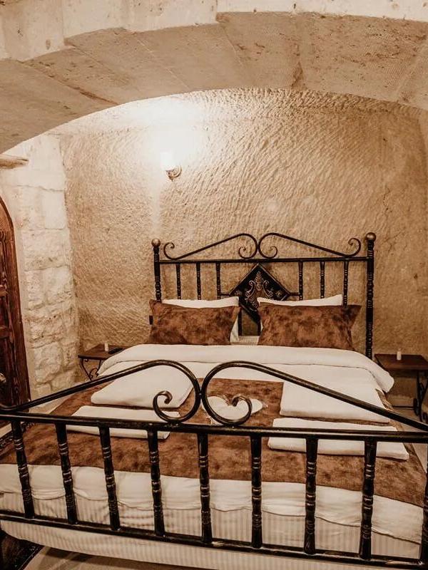 Romantic Cave Hotel