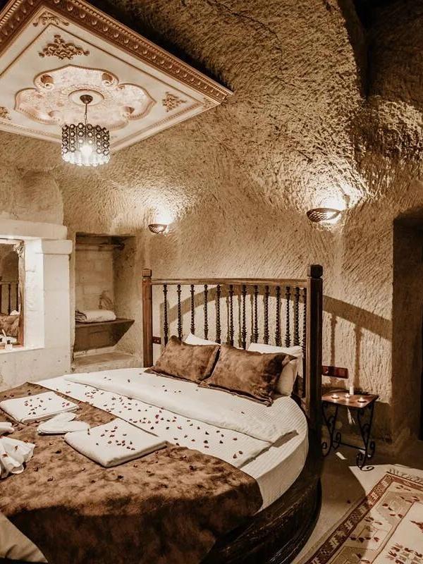 Romantic Cave Hotel