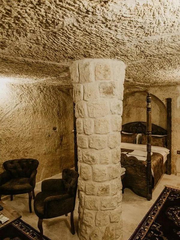 Romantic Cave Hotel