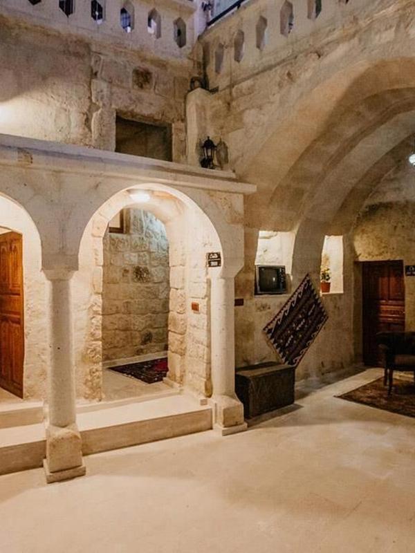 Romantic Cave Hotel