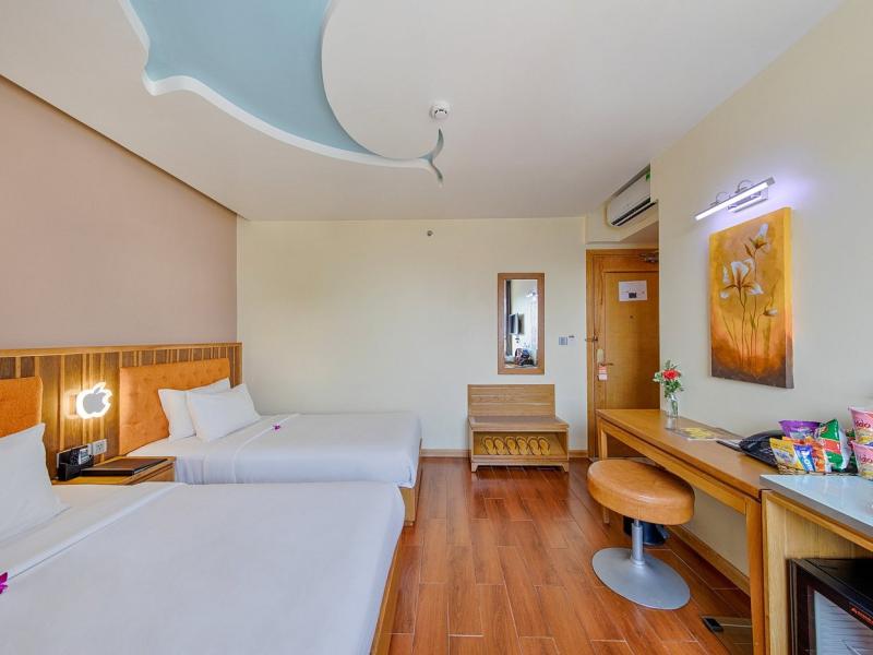 Sea Queen Hotel