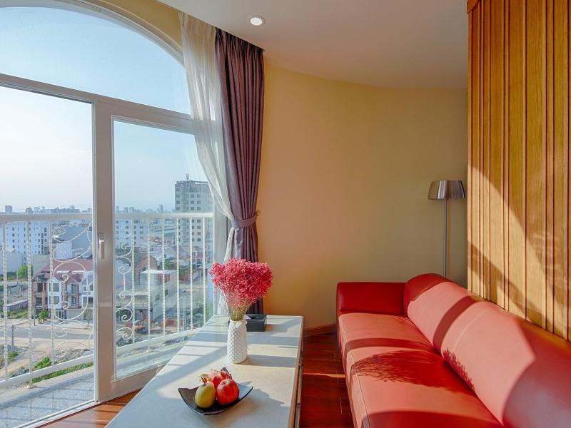 Sea Queen Hotel