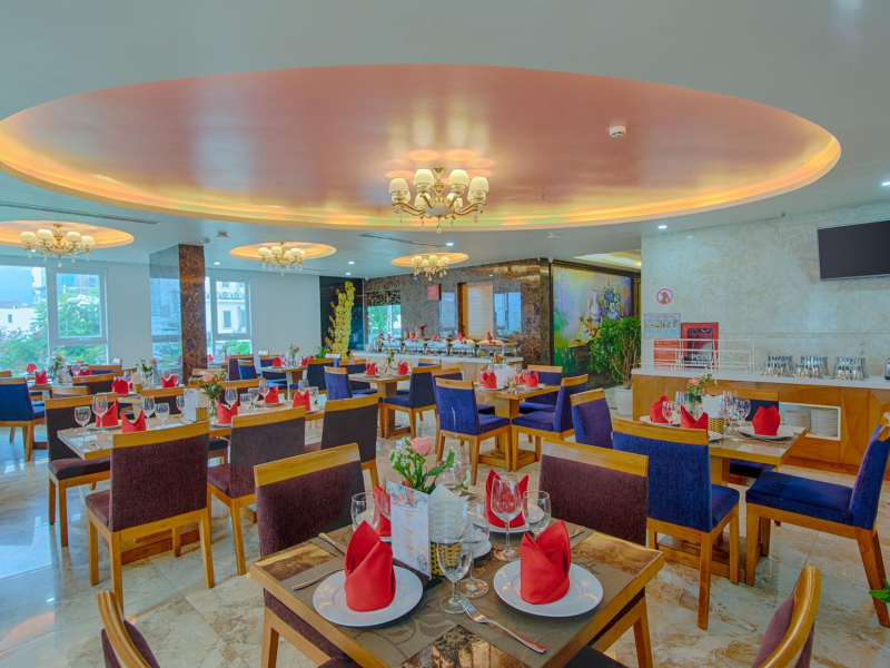 Sea Queen Hotel