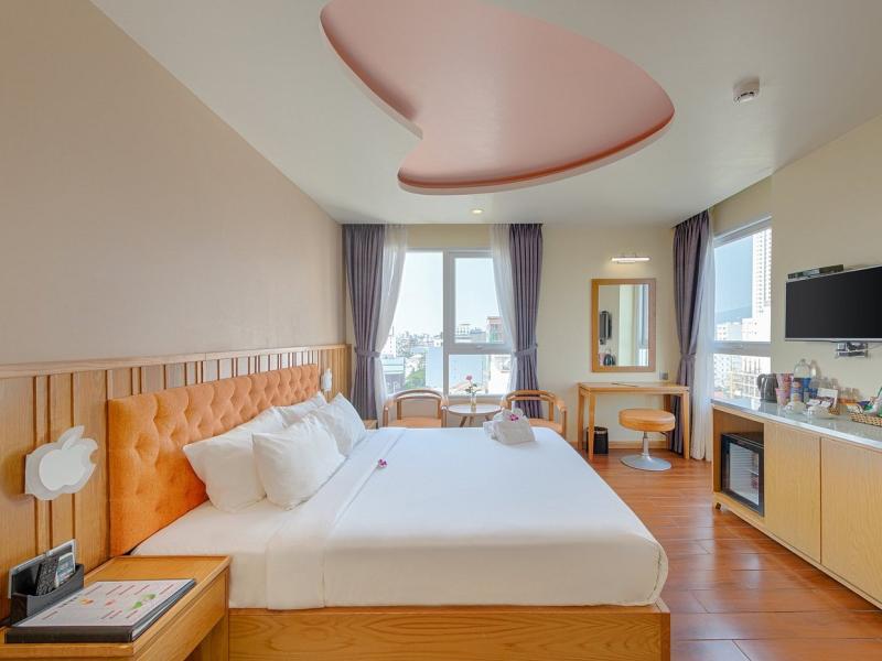Sea Queen Hotel