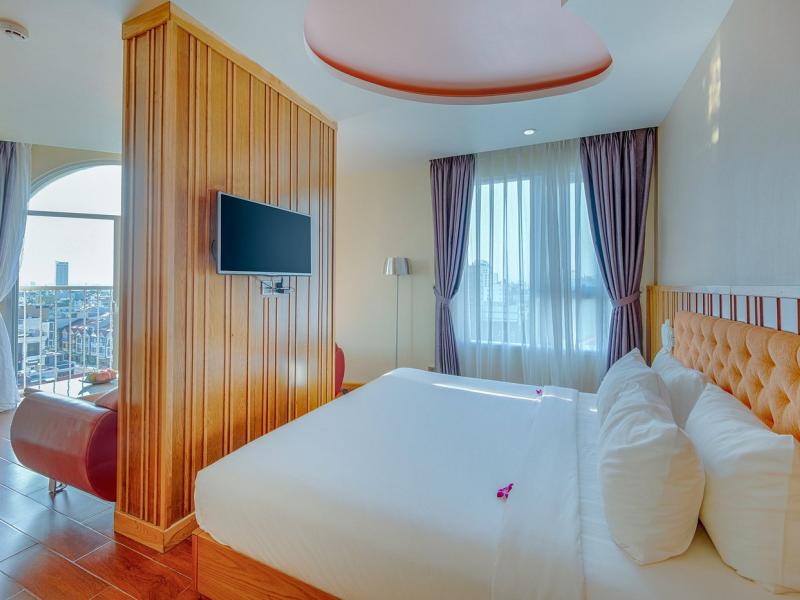 Sea Queen Hotel