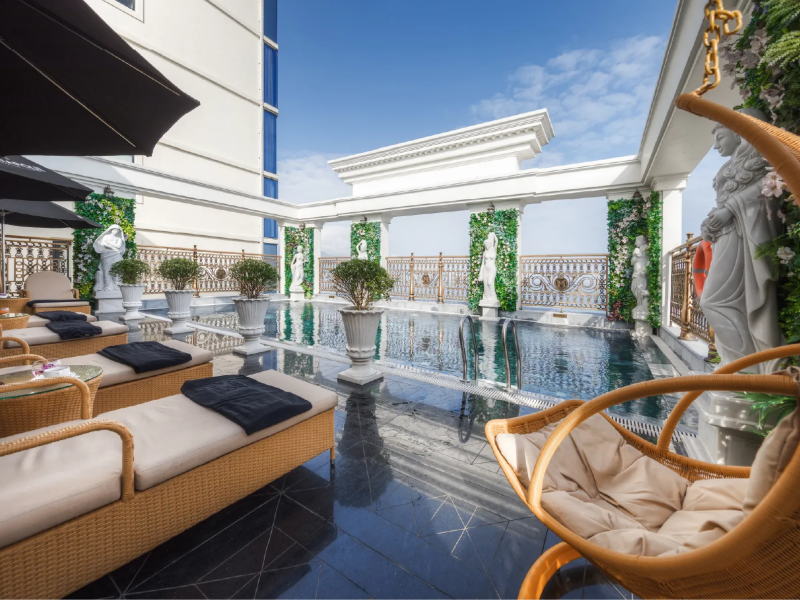Monarque Hotel Danang
