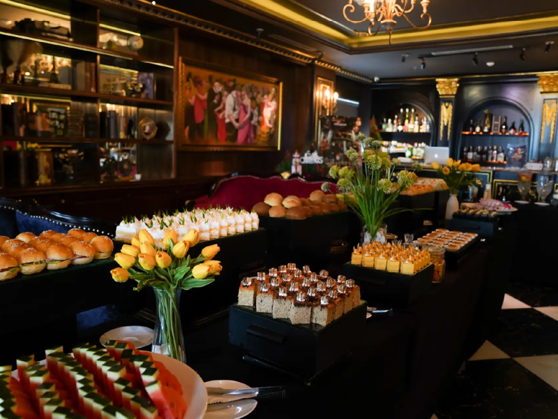 Monarque Hotel Danang