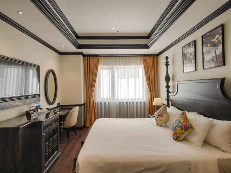 Monarque Hotel Danang