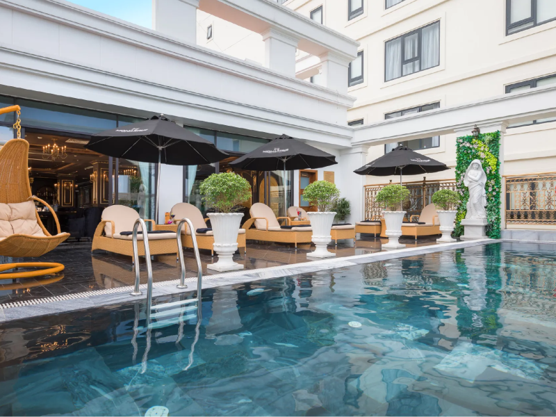 Monarque Hotel Danang