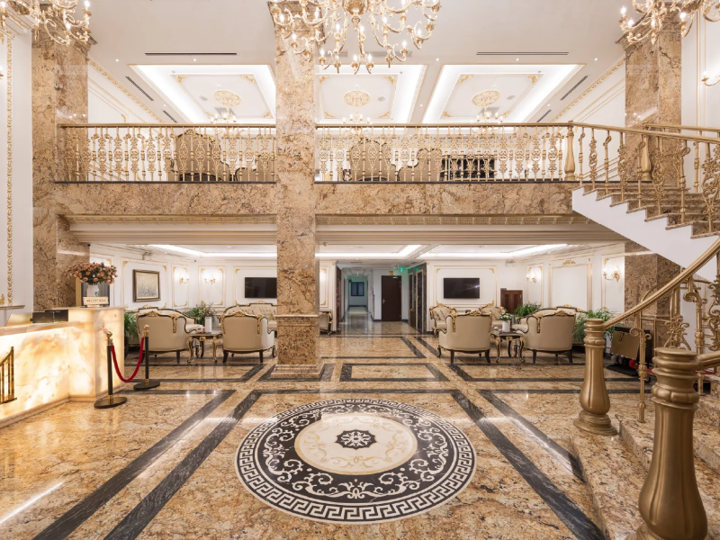 Monarque Hotel Danang