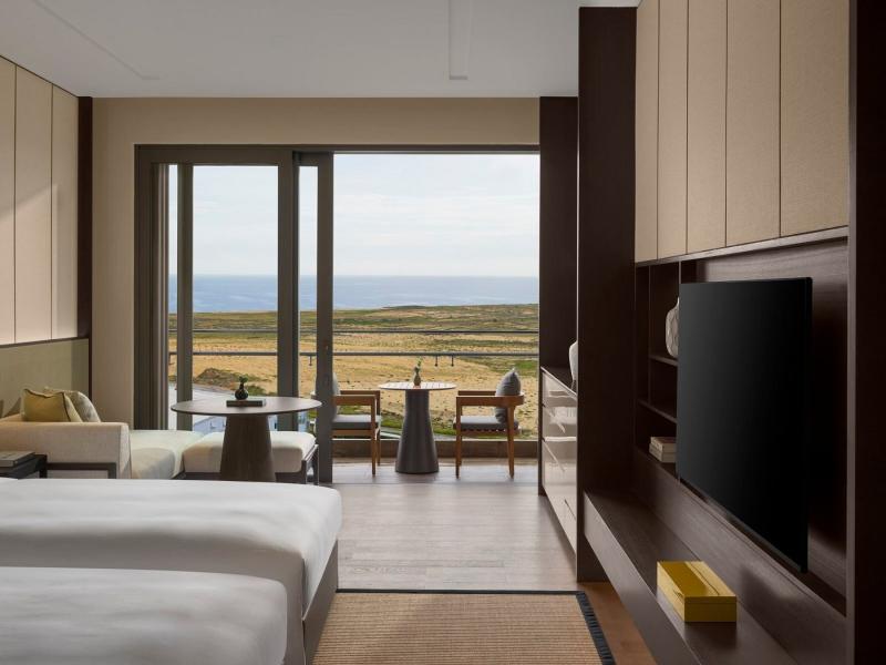 New World Hoiana Hotel