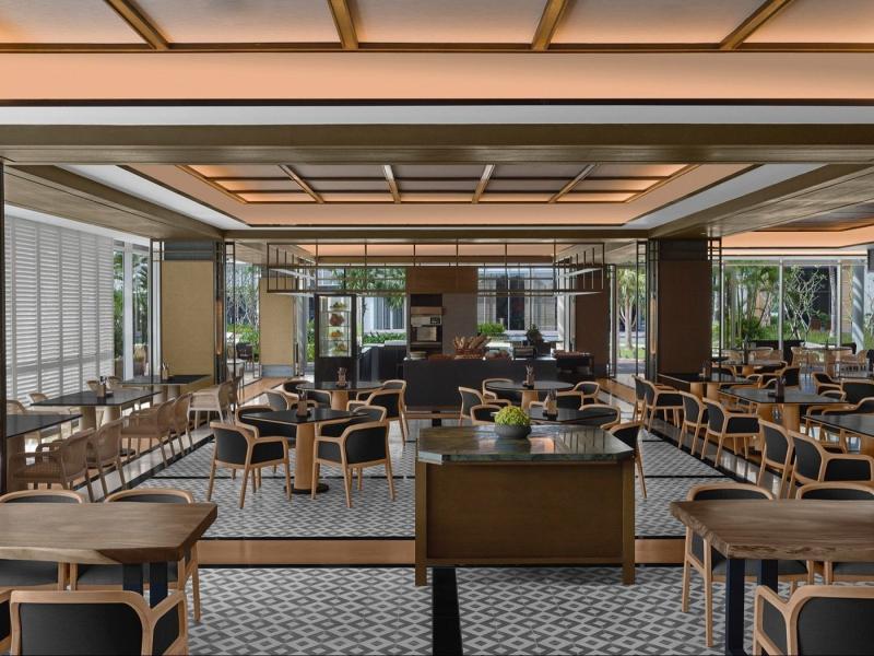 New World Hoiana Hotel