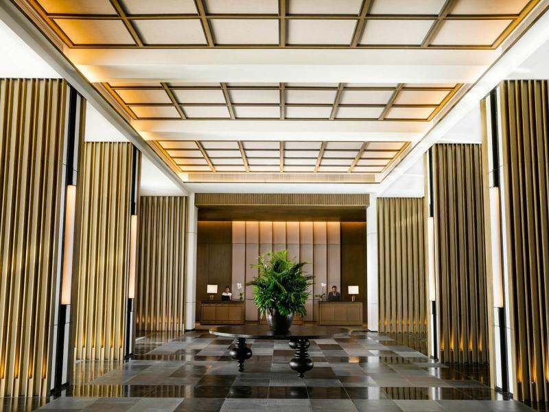 New World Hoiana Hotel
