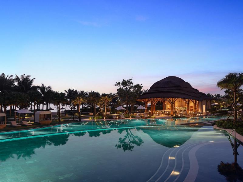 New World Hoiana Beach & Resort