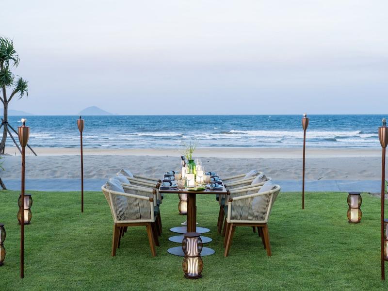 New World Hoiana Beach & Resort