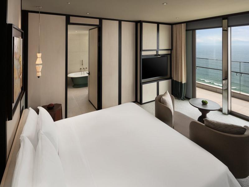 New World Hoiana Beach & Resort