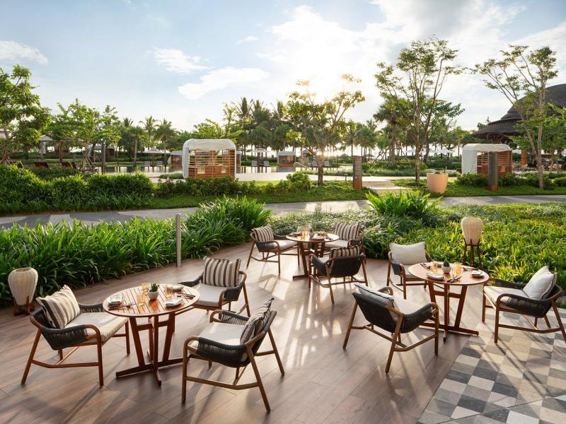New World Hoiana Beach & Resort