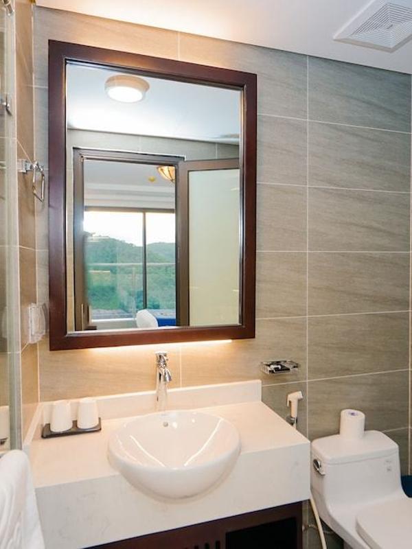 D’Lioro Hotel & Resort