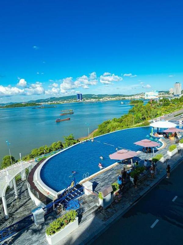 D’Lioro Hotel & Resort