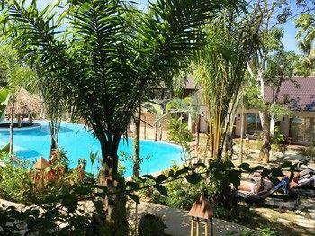 Le Forest Resort
