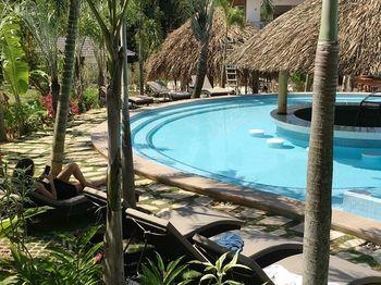Le Forest Resort