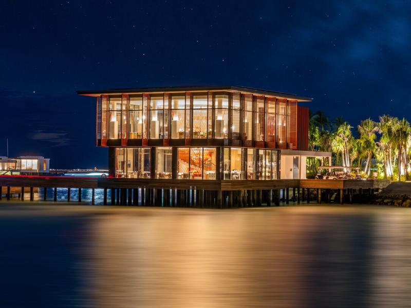 SO/ Maldives