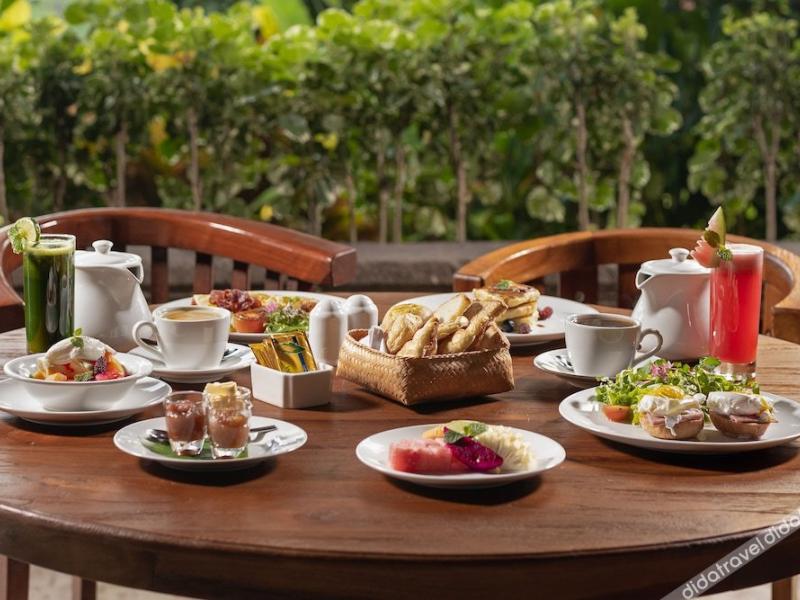 Swan Paradise a Pramana Experience