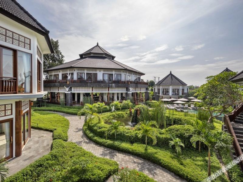 Swan Paradise a Pramana Experience