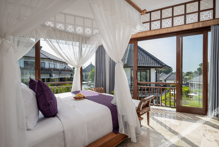 Swan Paradise a Pramana Experience