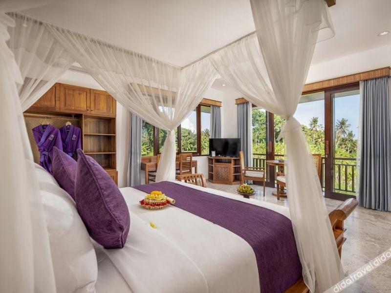 Swan Paradise a Pramana Experience