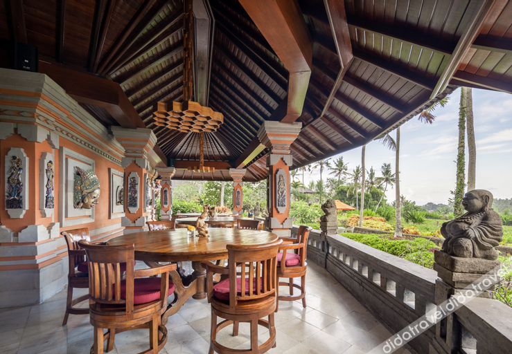 Swan Paradise a Pramana Experience