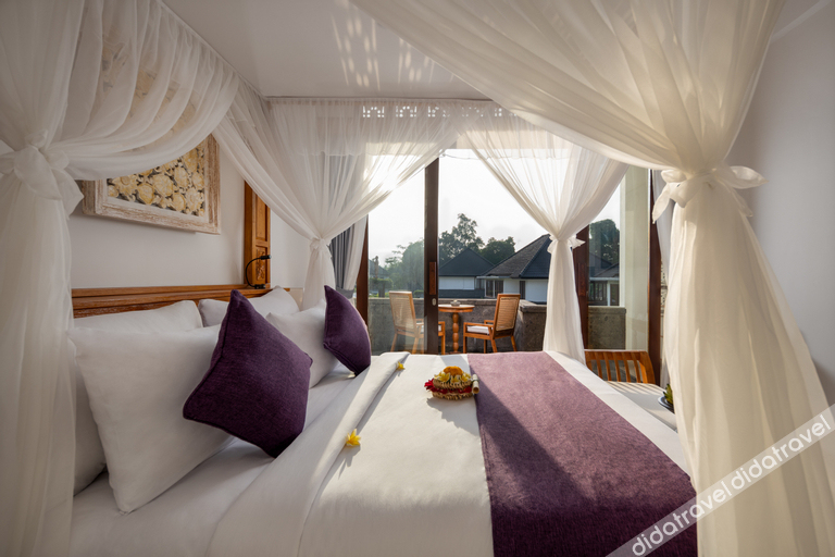 Swan Paradise a Pramana Experience