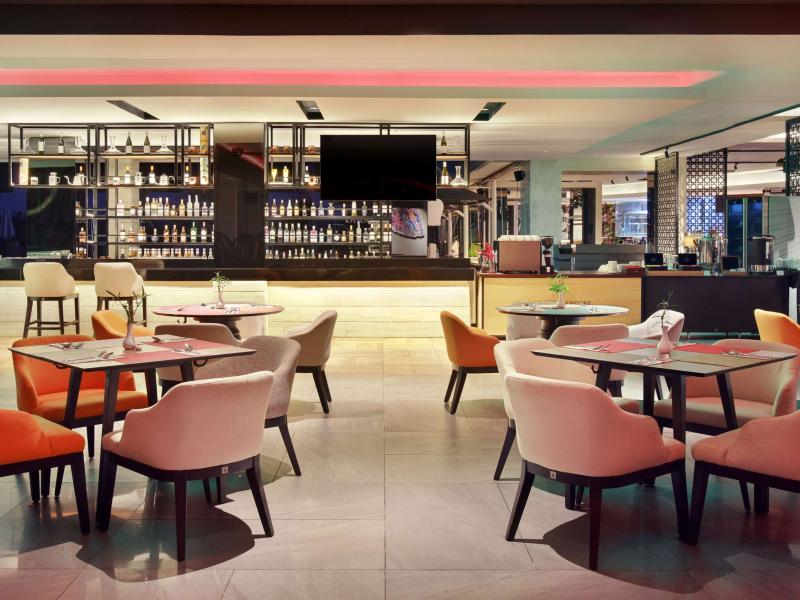 Grand Mercure Bali Seminyak