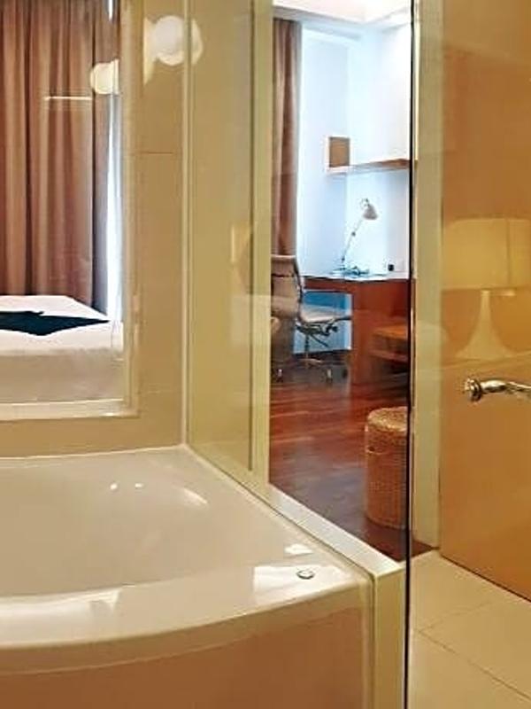 Cormar Suites