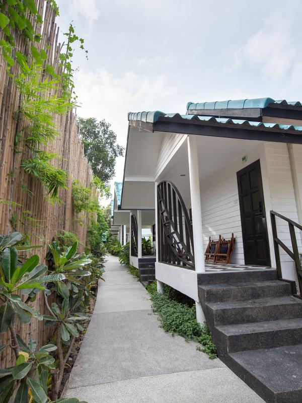 Samed Tropical Resort