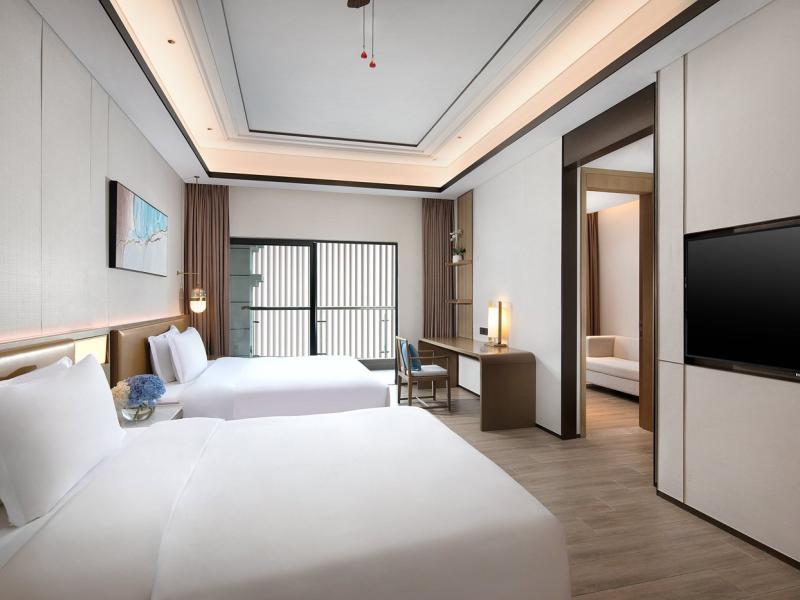Holiday Inn & Suites Sanya Yalong Bay