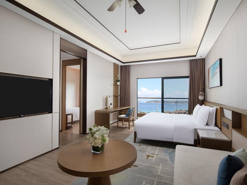 Holiday Inn & Suites Sanya Yalong Bay