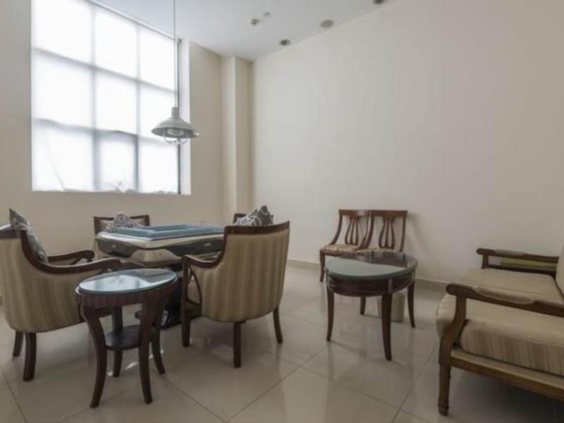 Baohong Hotel (Main Building)