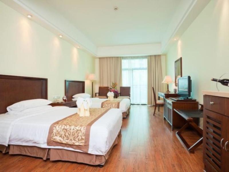 Baohong Hotel (Main Building)