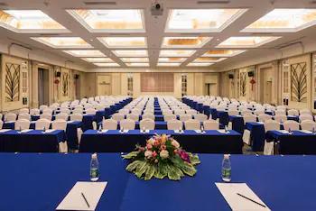 Baohong Hotel (Annex Building)