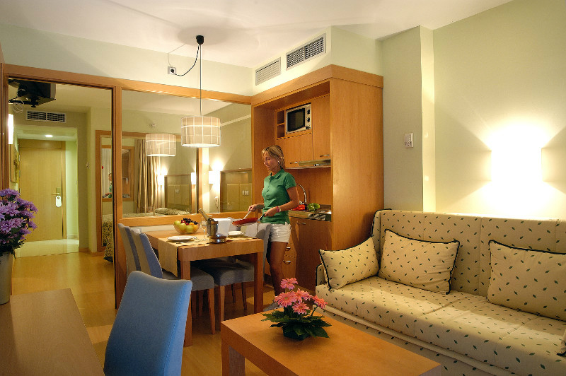 Evenia Olympic Suites & Spa