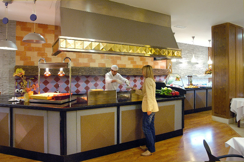Evenia Olympic Suites & Spa