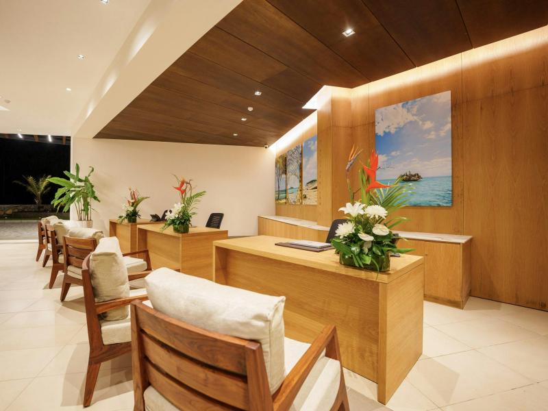 Ocean's Creek Beach Hotel