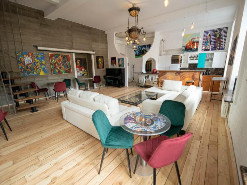 Kurenbin SmART Hotel