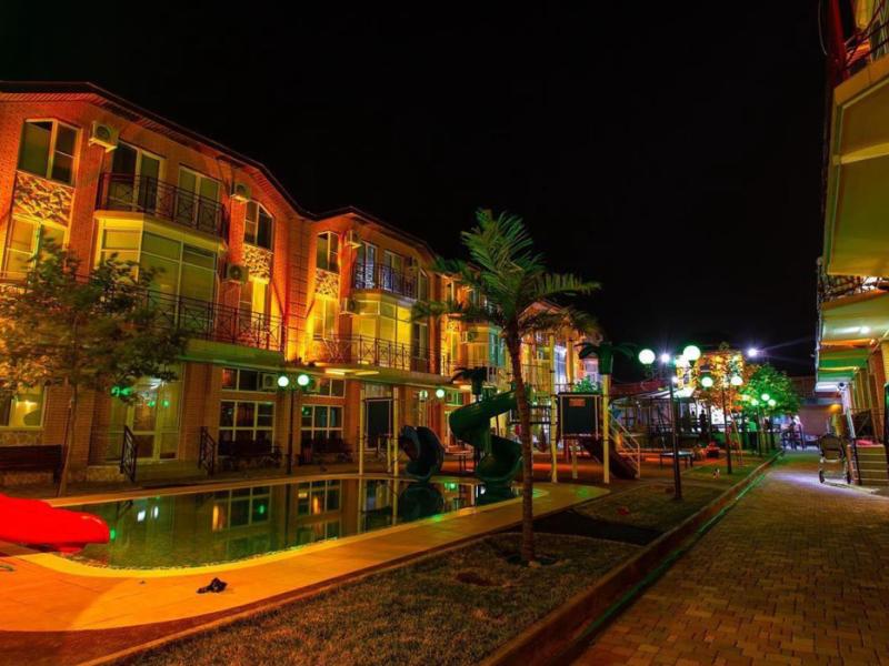 Ramina Hotel (Избербаш)