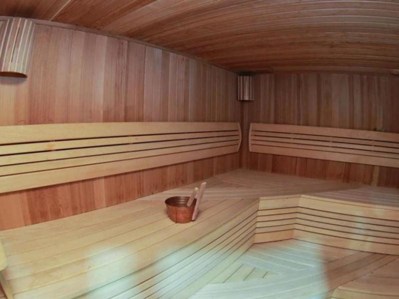 Ramina Hotel (Избербаш)