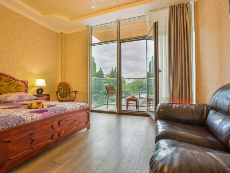 Art House Hotel
