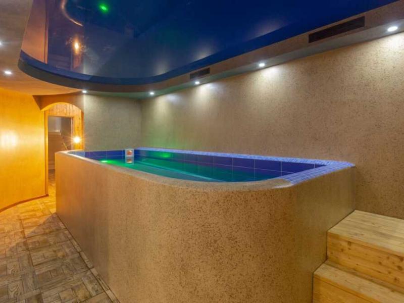 Art House Hotel