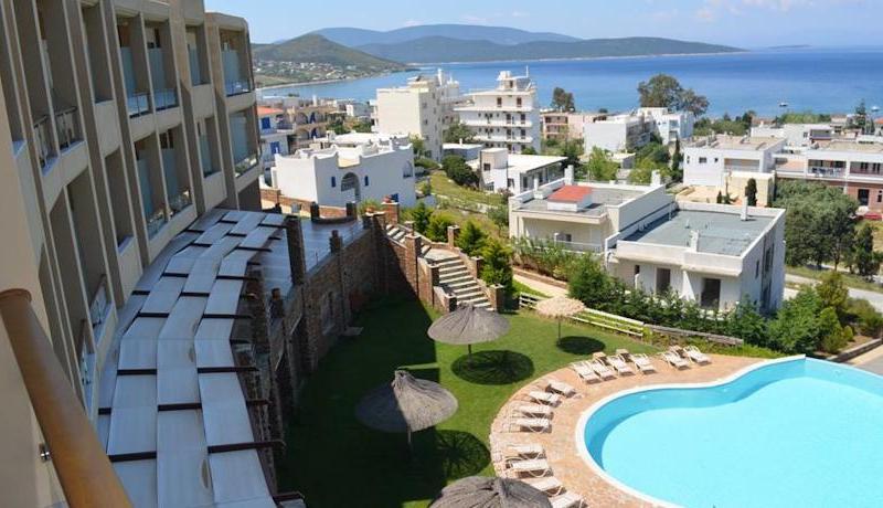 Evia Hotel & Suites